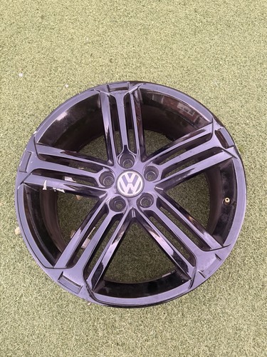 Wolkwagen black gloss - wolkwagen,